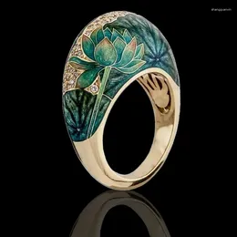 Pierścienie klastra fflacell moda retro żeńska zakrzywiona zielona lotos pierścionka bankiet wakacje urodzinowe rocznicowy prezent biżuterii