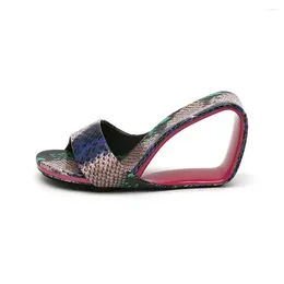 Talltor öppna tå kvinnor sommarröda läder damer utanför skor glider 8 cm fretwork höga klackar sandalier stilettos zapatillas