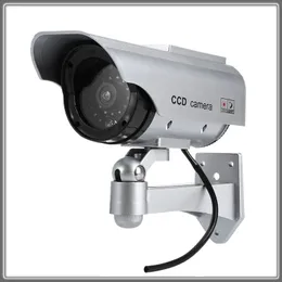 Kukla Kamera Su Geçirmez Dış Mekan Sahte Kamera Powered Güneş Pil Flicker Göz kırpma LED Güvenlik Bullet CCTV Kamera Kapalı için