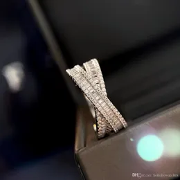 Lüks Tasarımcı Takı Kadın Yüzük Yan taşlarla 925 STERLING Gümüş 18K Altın Kaplama Nişan Yüzüğü Bague Dame Marka Elmas 257b