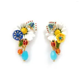 Dangle Avize Küpe Çiçek Küçük Açık Daisy Butterfly Stud S925 Sier Needle Emaye Süsler Damlası Teslim Takıları Otcn0