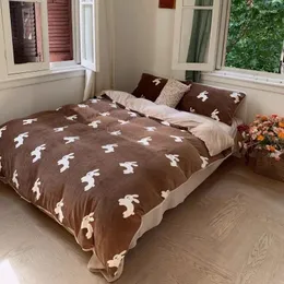 Bedding Defina Dog Aflexo de ponta Flor de quatro peças Conjunto de algodão fosco Autumn e Winter Light Luxury Pure Pure Dual Col