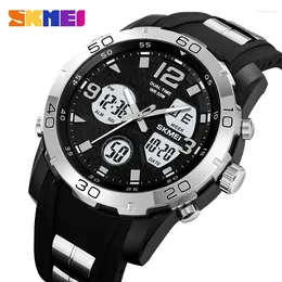 Wristwatches Skmei Electric Watch Men Men الأصلي الأصلي حزام سيليكون مزدوج التوقيت حلقة الساعة على مدار الساعة غوص 2102