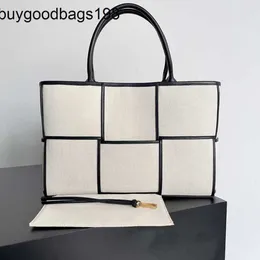 Bottegvenets Handtaschen ARCO TOTE BAG MEN Frauen Designer Umhängetaschen Neue Saison Top -Qualität Leinwand Leder Shopping Fashion Lady Travel Prise
