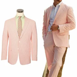 بدلة الرجال الوردي 2 قطع السراويل السترة واحدة وحوش الذروة بوسن بوسن النحيف pinstripes الزفاف