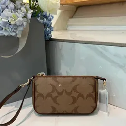 귀여운 디자이너 가방 Nolita Womens Luxurys 핸드백 레트로 Zippy Sac Femme 겨드랑이 디자이너 Pochette Bag 여성 세련된 인과 관계 유행 XB139