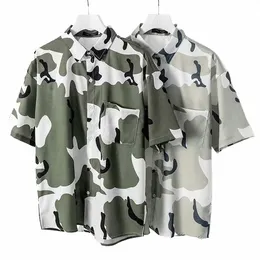 Mężczyźni Camoflouge harajuku hawajskie koszule z krótkim rękawem 2020 Summer Korean Streetwear Blouses Camo Cott Butt Up Shirt M-3xl M6B0#