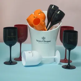 Veuve Clicquotラウンドアイスワインポータブルプラスチックバケツハイビューティービールシャンパン家庭用レッド240315