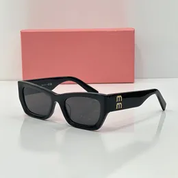 مصمم نظارات Mui Mui نظارة شمسية نساء نظارات شمسية غير تقليدية مستطيلة الأشكال الأوروبية الأمريكية الرجعية الكلاسيكية على الطراز الرجعية ظلال الديكور.