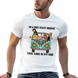 Nowy hipisowski pies samochodowy A Dark Desert Highway Cool Wind we włosach T-shirt Man Ubranie T-shirt Krótka zwykła czarna t-koszulka Mężczyźni R4NM#