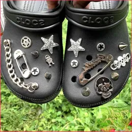 Metal Punk Croc Charms Designer Vintage Pin Rivet Chain Shoe Decoration Clogs Kids Boys Women Girls Girls Charm for Croc Jibbi2804