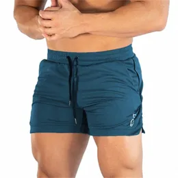 2024 New Fitn Sports Shorts Man Summer Gyms 운동 남성 통기성 메쉬 반바지 Quick Dry Beach Short Pants Men Sportswear R8LH#