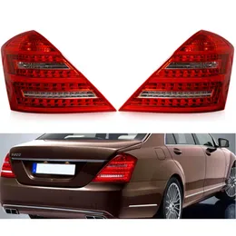 ضوء الذيل LED LED لسيارة Mercedes Benz-C-Class W221 2006-2009 2010-2013 مصباح إشارة الضوء الخلفي لضوء المصباح الخلفي.