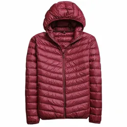 Giacca da uomo con cappuccio primavera / autunno Fi Leggera portatile con cappello Plus Size 4XL 5XL Cappotto sottile da uomo in piumino d'anatra Vendita di liquidazione 51tk #