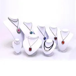 Smycken påsar väskor inslagna vita pu läder display halsband standar hänger hållare smycken arrangör byst modell fin show ra2473