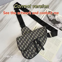 The same designer men's saddle bag classic fashion single shoulder crossbody bag correct version see the original image contact me