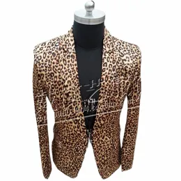 caldo 2021 dei nuovi uomini Fr Leopard Suit Jacket coreano Versi Uomini Piccolo Blazer Nightclub Giochi Cantante Costumi di scena M9it #