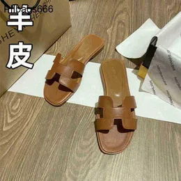 Orans Sandals 여성 슬리퍼 슬라이드 가죽 플랫웨어 2024 New Summer Net Red Versatile Brown Beach Word