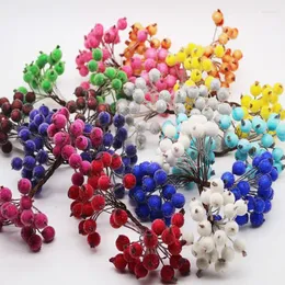 Dekorativa blommor 20st/bunt Artificial Frosted Berries Flower Christmas Wreaths Party Arrangement Diy Scrapbookin Accessories