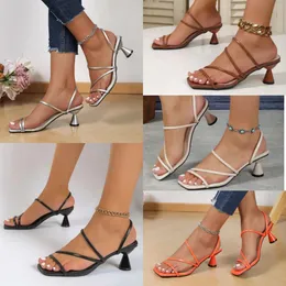 Designer-Damen-Sommersandalen, modische Sandalen mit hohem Absatz, einfarbig, Kreuzgurt, sexy Damen-Sandalen, hochwertige mehrfarbige Schuhe mit hohen Absätzen, Outdoor, schmaler Absatz