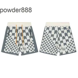 Beliebte weiße, lockere und vielseitige 5/4-Shorts mit Kordelzug für Herren der beliebten amerikanischen Modemarke Rhude mit Schachbrettmuster