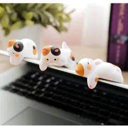 Miniaturas monitor de tela do computador pequenos ornamentos desktop boneca gato coelho decoração para casa gato sorte estatueta acessórios para casa kawaii