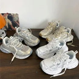 Tasarımcı Ayakkabı Kadın Sneaker 3xl Trainer Track Sporeys 3.0 Üçlü Eğitmenler Lüks Örgü 3S Runner Bej Gri Kauçuk Spor Ayakkabı Boyutu 35-45 Q1