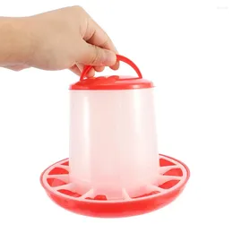 Bottiglie di stoccaggio Manico in plastica per quaglia Acqua con coperchio Pollo Pollame Strumento Secchio per mangime Forniture agricole Alimentatori