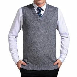coodrony 2020 New Arrival Solid Color Sweater Vest Men Cmere Sweaters Wool Pullover Men Brand V-Neck Sleevel Jersey Hombre X8W3#