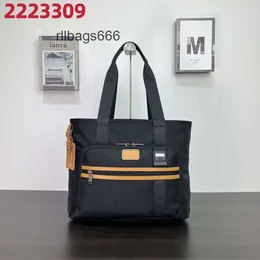 Com Bookbag Designer Yeni Eğlence Backpack Kitapları TMII Çantalar Mens 2223309D MENS PACK Moda Çanta Taşınabilir Tote Çanta Basit Dizüstü Bilgisayar Pxrx