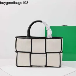 Bottegvenetass Arco Tote Bags Botteg Venetas Bag Underarm Bolsas Ombro Mulheres Canvas Couro Designer Bolsa Bolsa Crossbody Tricô Letras Rem