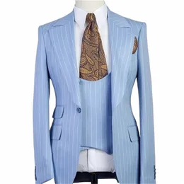 Neue Ankunft Anzüge für Männer Streifen Baby Blau Einreiher Revers Blazer Terno Masculino Jacke Hosen Weste Drei Stück g5HH #