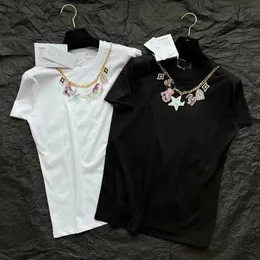 Kvinnors t-shirt designer ch mode märke 24 vår/sommar ny produkt fem spetsiga stjärna skidstövlar vatten flaskkedja avtagbar kortärmad t-shirt topp för kvinnor GJ7B