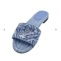 2024 10A Novas sandálias e chinelos clássicos para homens e mulheres, marca de bordado de lona verão praia ao ar livre meninas sandália slides chinelos sapatos tamanho 35-42 com caixa