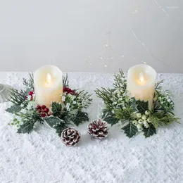 Flores decorativas Ornamento de Natal Candelador de velas Candleartick Piola central peça artificial Cherry Pinecone Garland DIY Wedding Deco