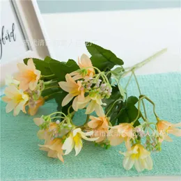 Heminredning 5st/Lot 18 Artificial Heads Wedding Display Lily Silk Flores Fake Bouquet Decorative Flower Branch Ative