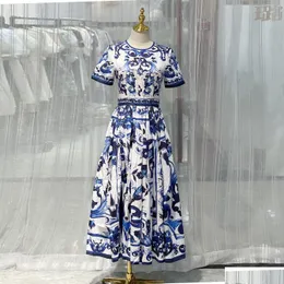 Podstawowe sukienki swobodne sukienki fantazyjne damska i biała porcelanowa drukowana talia Zebrana talia Krótkie rękaw