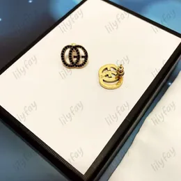 Designer Stud Luxury Gold Spots Aşk Küpe Küpeleri Klasik Mektuplar Takı 925 Gümüş Retro G Studs Kadın Hediyesi ile 1726