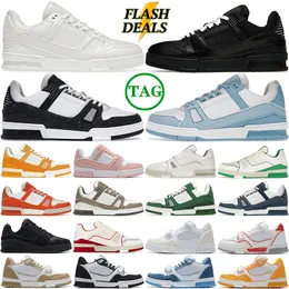 Spedizione gratuita Uomo da donna Scarpe Designer Sneaker Sneaker Basso Bianco Bianco Blu Navy Orange Green Tour giallo Marrone Posa Trendy Tennis Tennis Outdoor Jogging Walkging