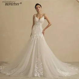 Urban Sexy Dresses Bepeithy Backless Trumpet Lace Wedding For Women 2022 Bride V Neck Sleeveless Ivory Summer Mermaid Bridal Gown YQ240329