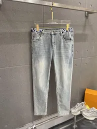 2024 Primavera Autunno Stampa Zipper Jeans da uomo Stampa di caratteri Pantaloni lunghi a matita da uomo a righe lavati chiari WCNZ006
