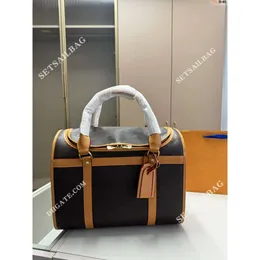 High quality Pet Carriers Bags Designer leather Shoulder Bag Extra Large duffel Bag Fashion Dog carries Tote Bag Womens Bag Crossbody Bag Tote Bag Luggage