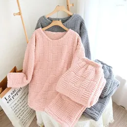 Abbigliamento per la casa Pigiama di flanella invernale Donna O-Collo Spessore caldo Pigiama Set Plus Size Abiti larghi Abito da donna in velluto rosa da notte