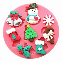 フードグレードの3Dクリスマスツリー/ベル/雪だるま/雪片/靴下の形シリコン金型ケーキデコレーションツール