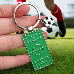 Mens football field football keychain holder Playground Sports Souvenir keychain decoration keychain football fan club gift 240329