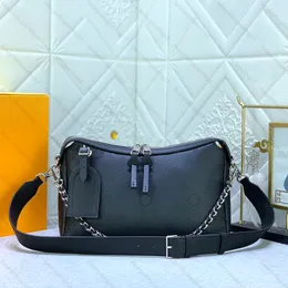 Den nya designerns påse för kvinna axelväska lyxig högkvalitativ läder handväska kedja tygväska perforerad ko dölj crossbody väskor plånbok klassisk blommor