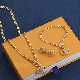 Designer smycken 18k guld romersk alfabet diamanthalsband kubansk kedjearmband örhängen för kvinnor mode rostfritt stål uppsättning, alla hjärtans dag, jul, presenter