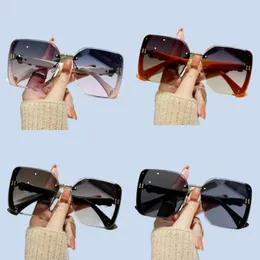 نظارة شمسية الصيف من الرجال غير النظامية غير النظامية نظارة شمسية امرأة Lunettes de Soleil Goggle Retro Simple UV400 FA0113 H4