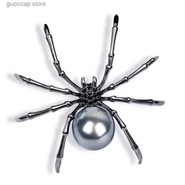 Pins Broches Design Exclusivo Personalidade Strass Black Spider Broche Pins Metal Feminino Vintage Animal Broches para Mulheres Halloween Jóias Y240329