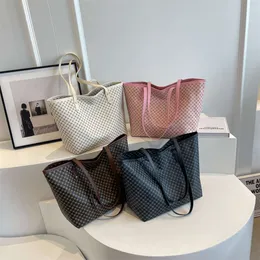 2023 nuove borse da donna in pelle all'ingrosso borsa da donna con marchio borsa da donna tote in cristallo borsa per la spesa economica